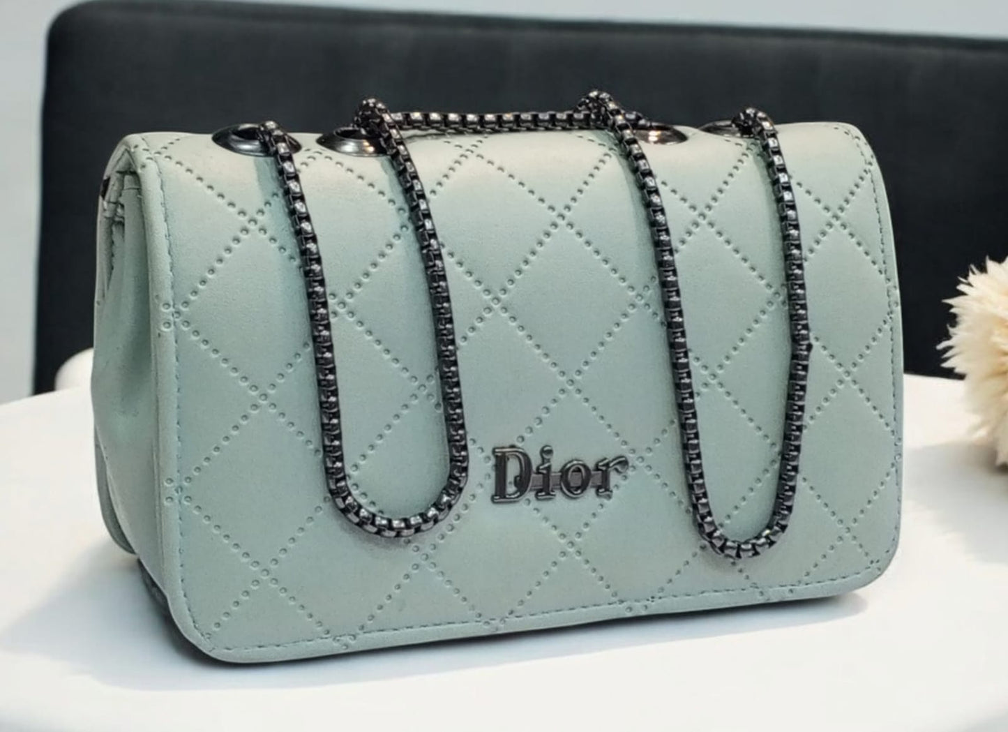 DIOOR