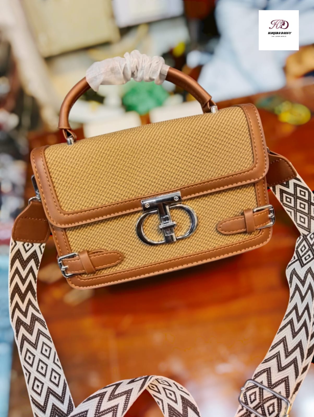CrossBody Premium