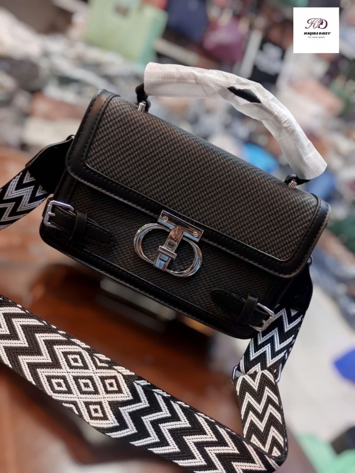 CrossBody Premium