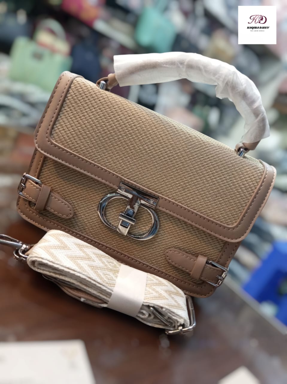 CrossBody Premium