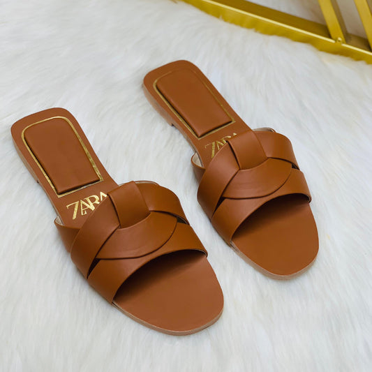 Zaara Slipper