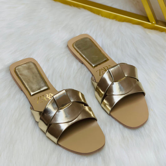 Zaara Slipper