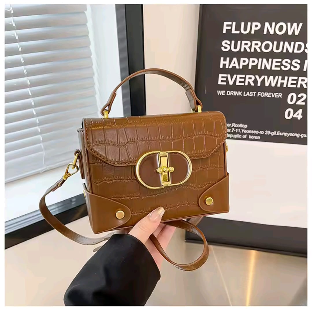QIN Crossbody