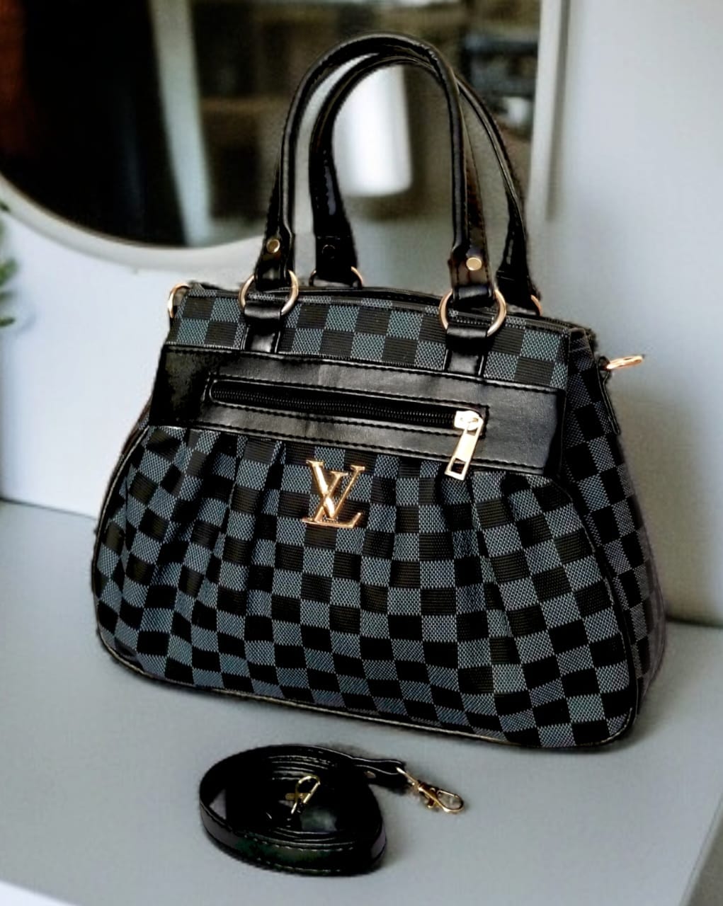 LV